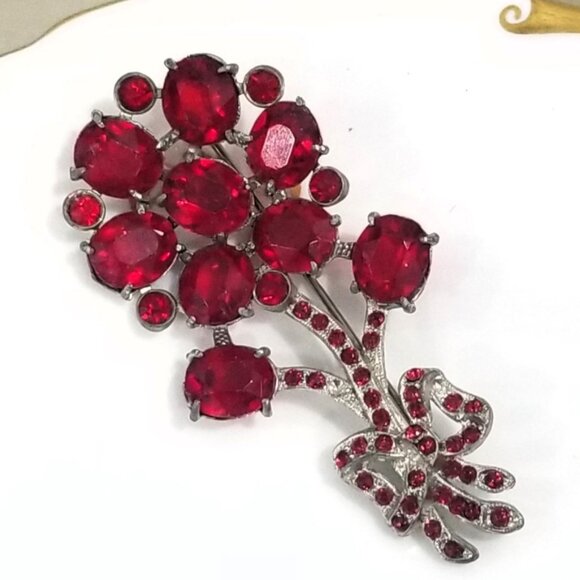 Large Art Deco Red Glass Flower Spray Pot Metal Brooch Rhinestone - Bouquet Bow - Picture 1 of 7